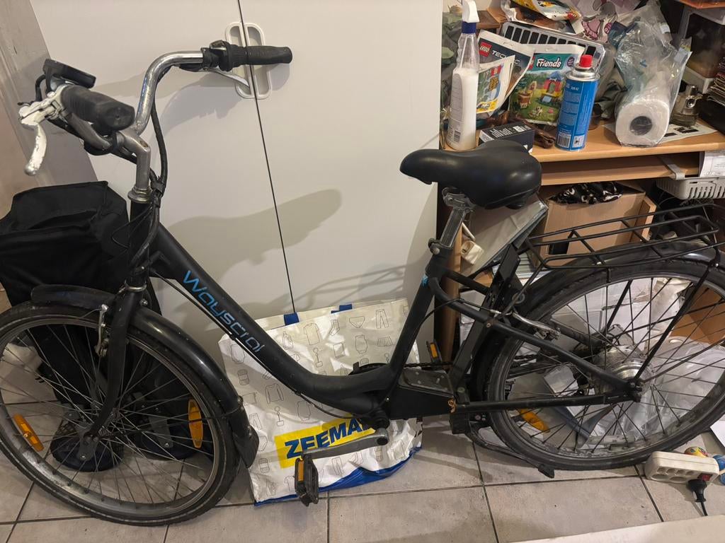 Vélo électrique avec batterie er chargeur cle perdu, Vélos & Vélomoteurs, Enlèvement, Comme neuf