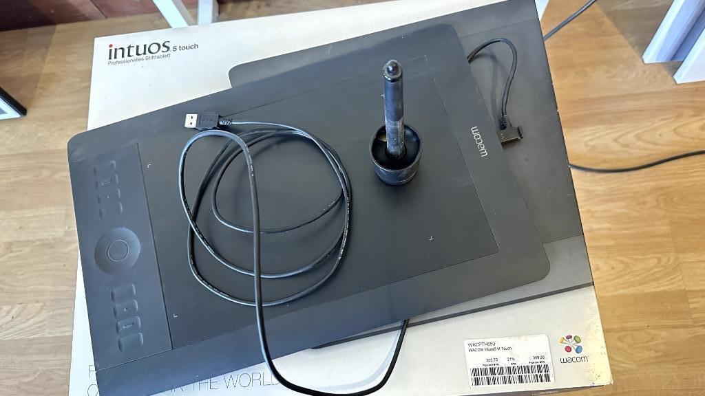 Wacom Intuos 5 Touch Professionlles Stifttablet + wireless, Computers en Software, Tekentablets, Multi-touch, Ophalen of Verzenden