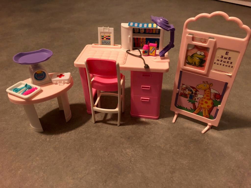 Barbie Mattel doktersset, Kinderen en Baby's, Ophalen, Zo goed als nieuw, Accessoires