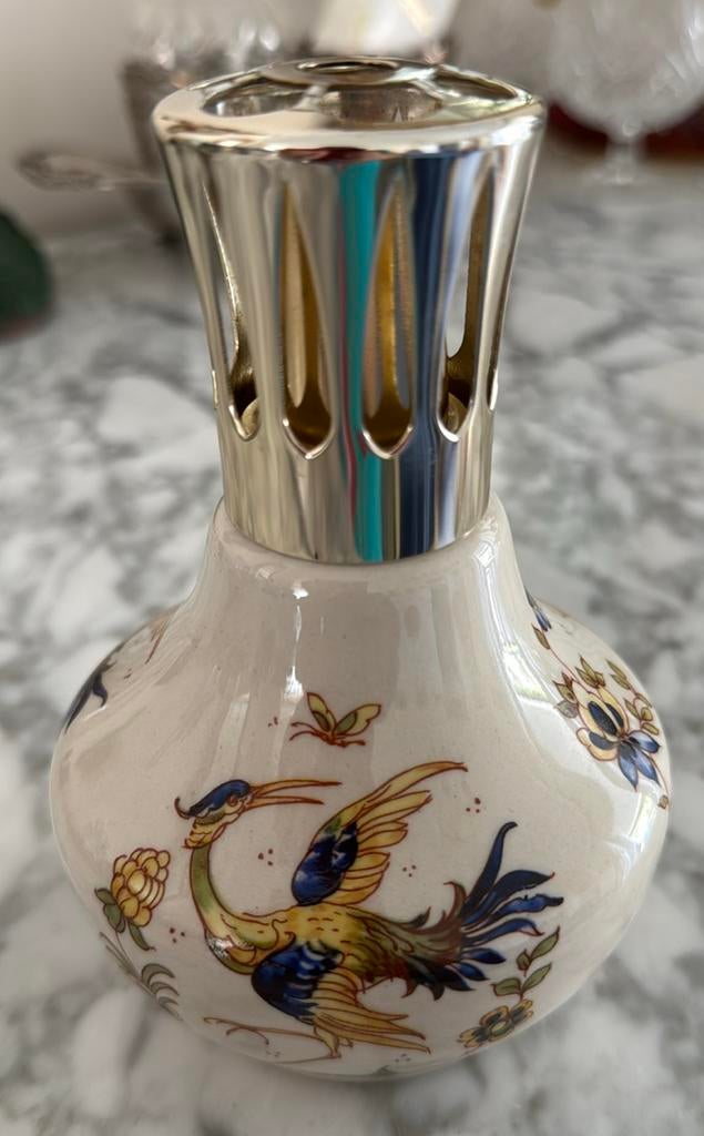 Lampe berger en porcelaine decor oiseaux et chien, Collections, Enlèvement, Comme neuf