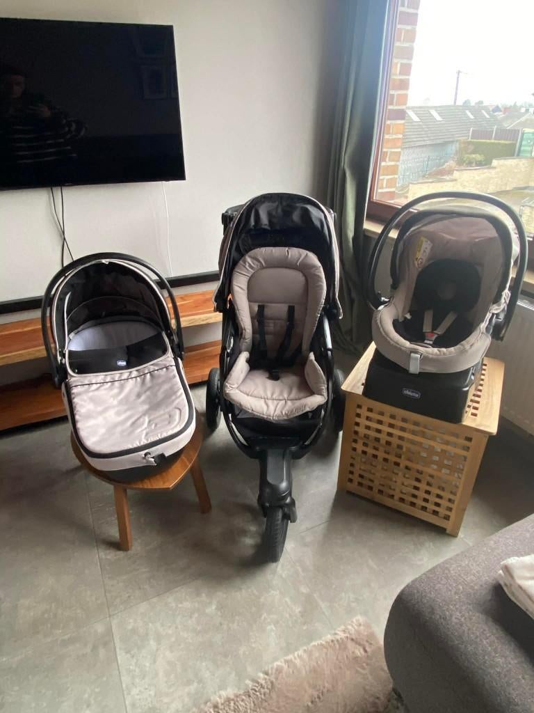 Buggy Chicco Active 3 en 1, Enfants & Bébés, Autres marques, Poussette combi, Avec siège auto, Enlèvement