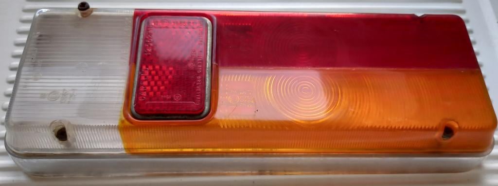 Alfa Romeo Giulia Super ti cabochon feu arrière Carello, Autos : Pièces & Accessoires, Enlèvement ou Envoi, Utilisé, Alfa Romeo