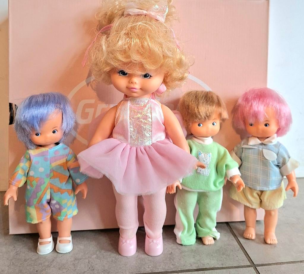 Mattel Dancing Pretty Ballerina Vintage 1990., Collections, Enlèvement ou Envoi, Comme neuf, Poupée