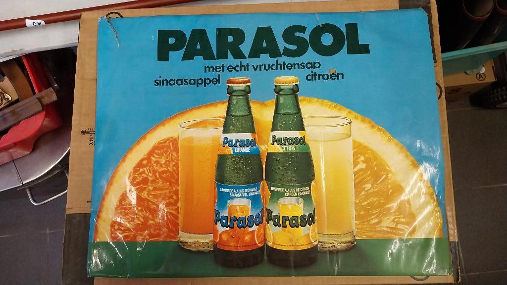 Panneau en carton Parasol 1979, Collections, Marques & Objets publicitaires, Enlèvement ou Envoi, Utilisé