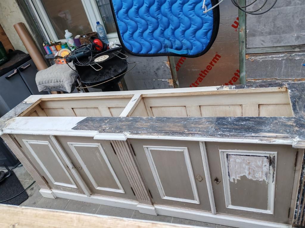 Vaisselier en bois massif, Enlèvement