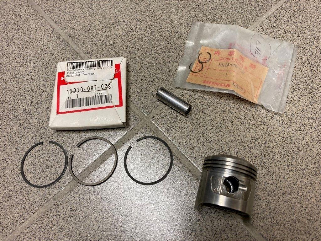 Piston moteur 72 cm3 d’origine HONDA SS50, CD50, C50, DAX50, Enlèvement ou Envoi, Neuf