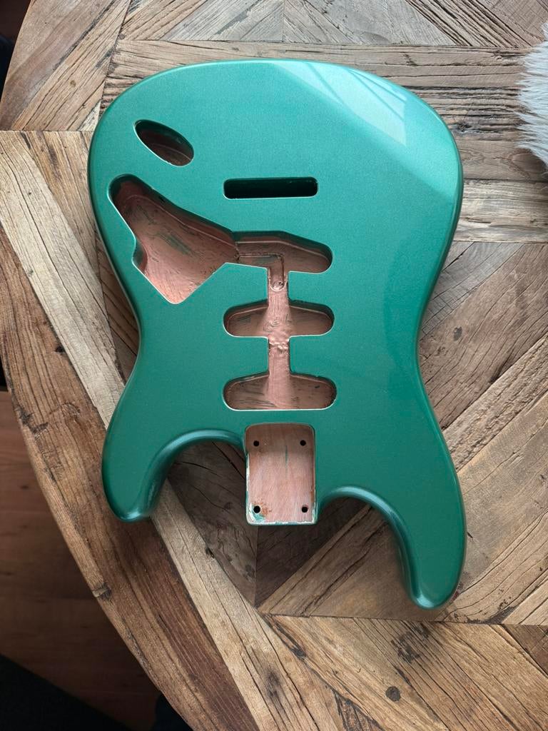 Stratocaster body “ ocean Turqoise “ Elzen nieuw, Verzenden, Zo goed als nieuw