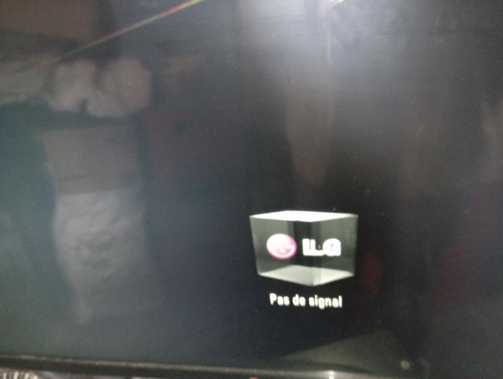 Set van 3 LED-LCD-schermen van 50, 32 en 32 inch, Audio, Tv en Foto, Televisies, Ophalen, 100 cm of meer, LG, Gebruikt