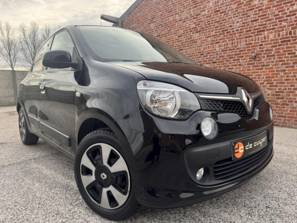 Renault twingo 1.0i "LIMITED" airco/cruise/pdc/75 000km/5d, Auto's, Voorwielaandrijving, 4 zetels, https://public.car-pass.be/vhr/84392087-58c6-4382-853a-80b6edda69a6