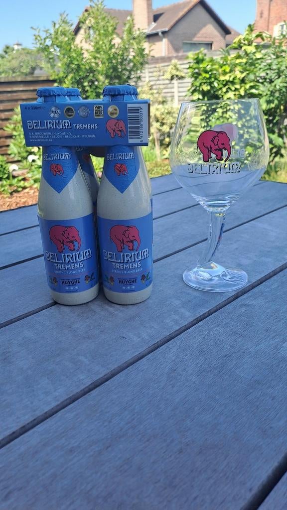 Verre « Delirium Tremens » avec 4 bouteilles, Collections, Enlèvement, Neuf, Verre ou Verres, Autres marques