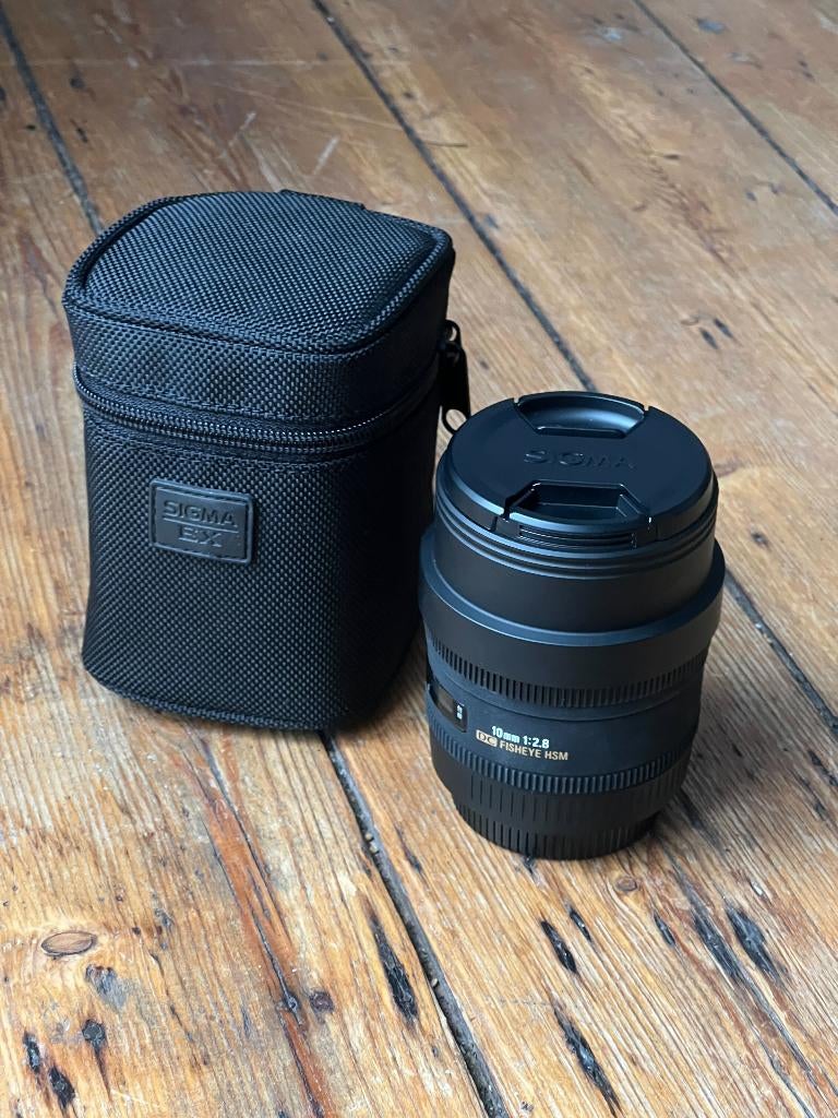 Sigma 10mm f/2.8 EX DC HSM Fisheye – Sigma SA mount, Ophalen of Verzenden, Zo goed als nieuw, Groothoek Fisheye-lens