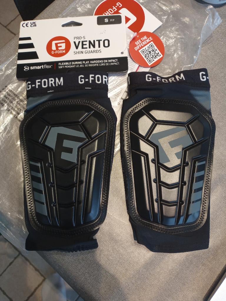 Protège-tibias de football pour enfants U6 à U9, Sports & Fitness, Football, Taille S, Enlèvement ou Envoi, Neuf, Accessoires de club