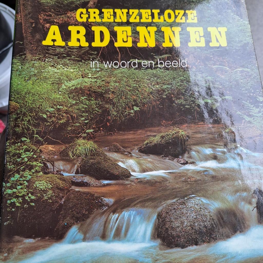 Ardennes sans limites, Livres, Enlèvement ou Envoi