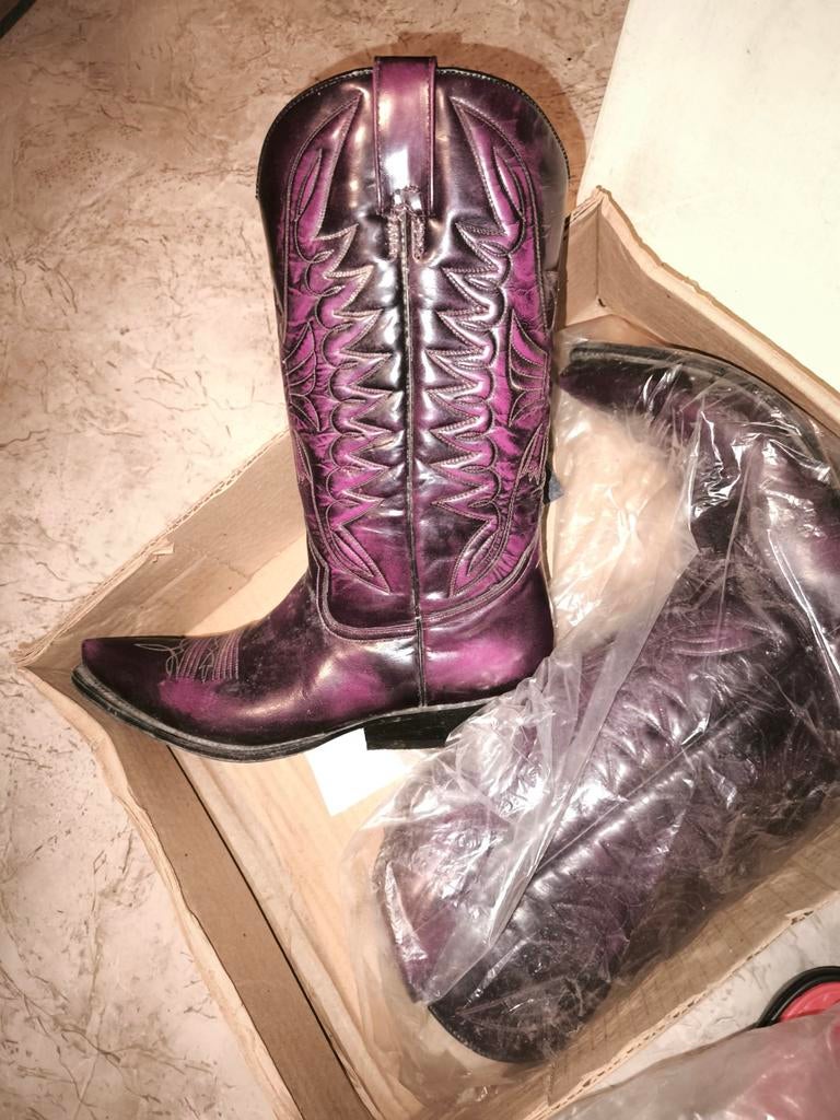 Vrouwen country laarzen, Ophalen