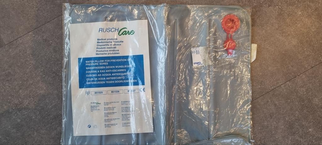 Coussin à eau anti-escarres, Enlèvement ou Envoi