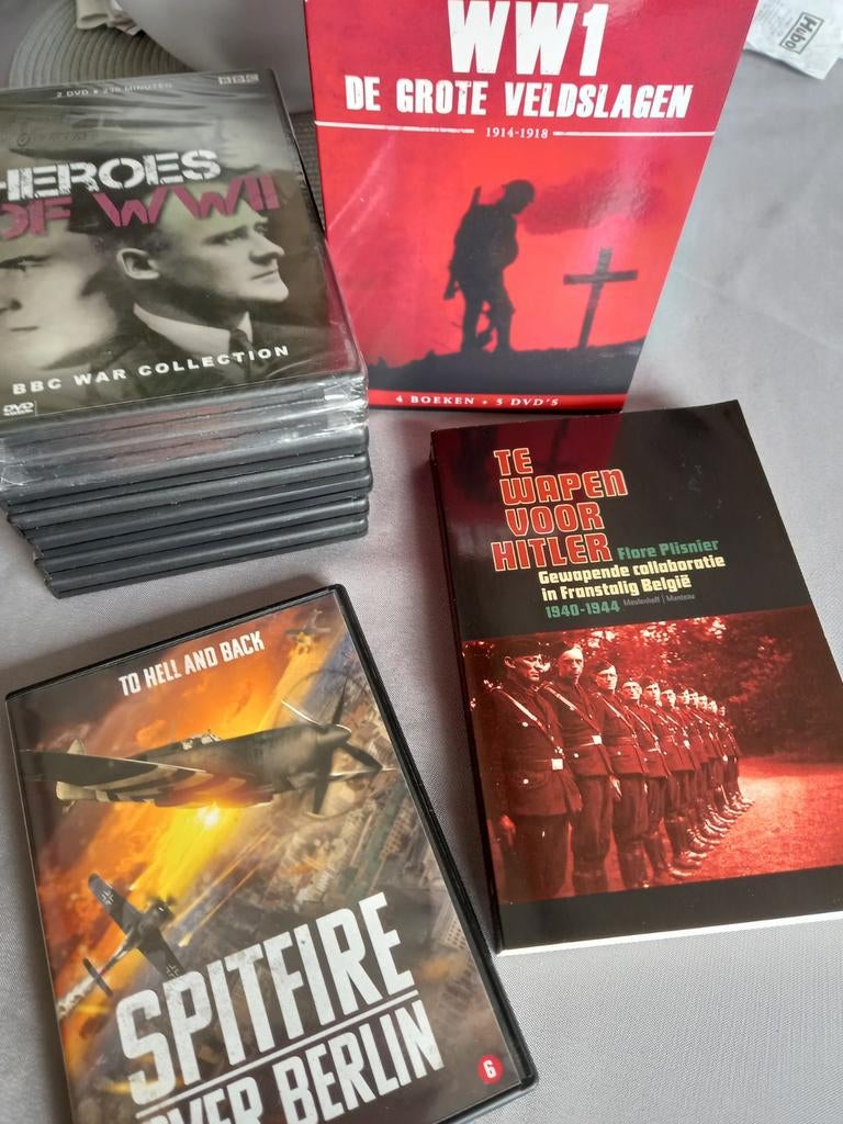 Ensemble complet de DVD sur la Première Guerre mondiale et l, Enlèvement ou Envoi, Comme neuf