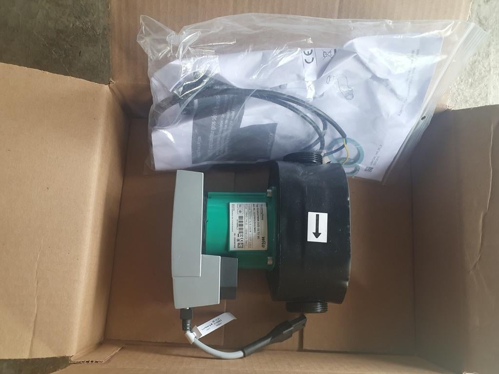 Nieuwe Wilo Stratos pomp., Ophalen