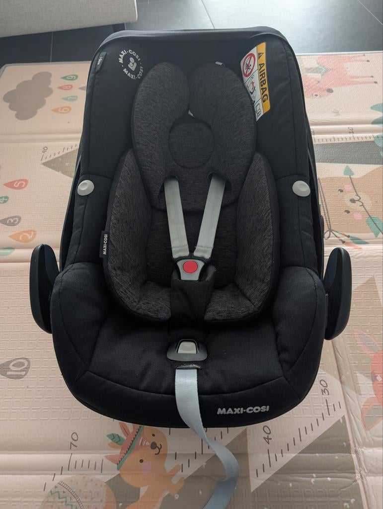 Maxi‑Cosi Pebble Pro I‑Size+ protection éponge + base ISOFIX, Enfants & Bébés, Sièges auto, Maxi-Cosi, Isofix, Enlèvement