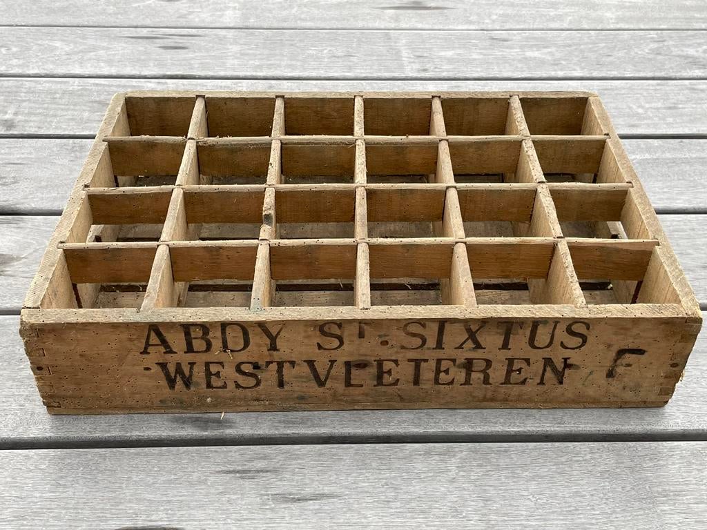 Vieux casier en bois Westvleteren Abdy St Sixtus, Ophalen of Verzenden, Gebruikt