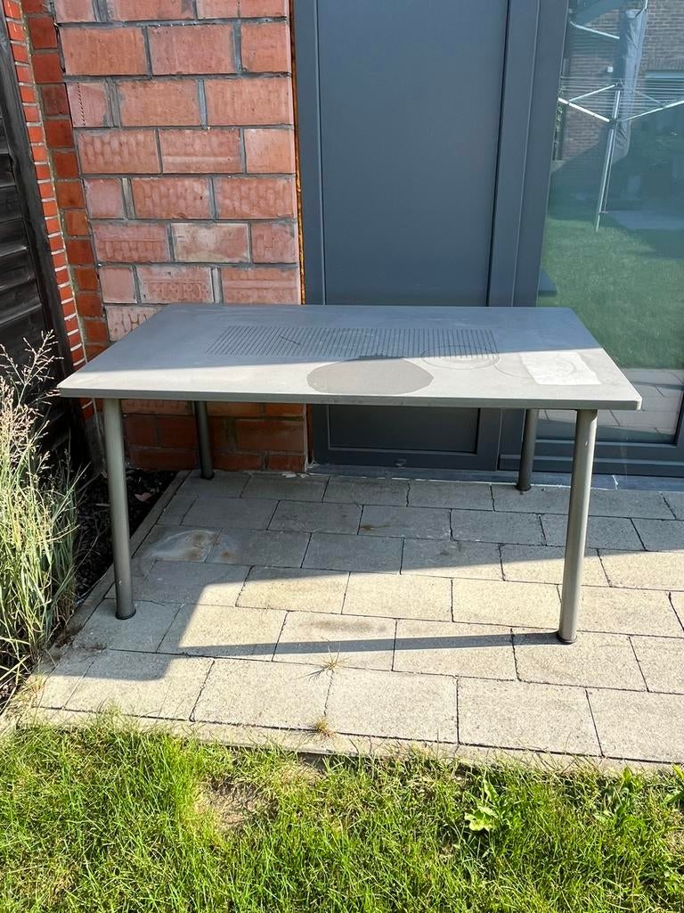 Tuinset: Ijzeren tuintafel + 4 stoelen + 4 kussentjes, Chaise, Salons de jardin, Utilisé, Autres matériaux