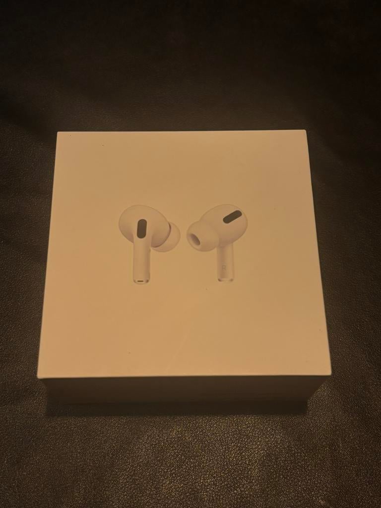 Airpods Pro orignal occasion, Telecommunicatie, Mobiele telefoons | Oordopjes, Gebruikt, In gehoorgang (in-ear), Bluetooth, Ophalen