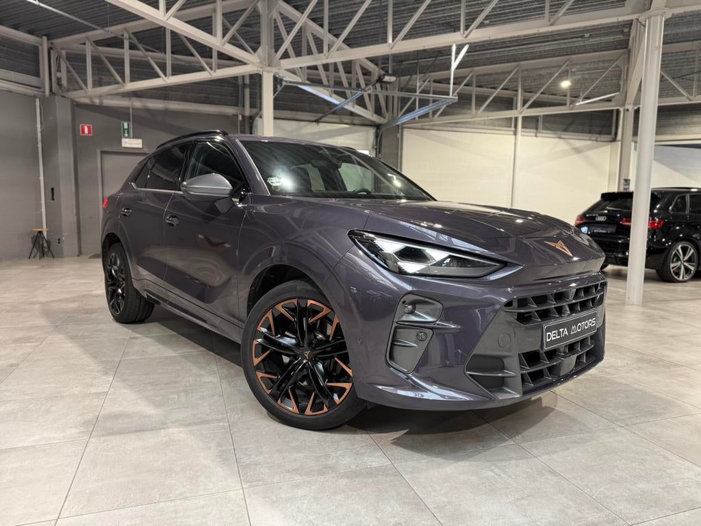 Cupra Terramar - plug-in Hybride - 5.000 kms!!, Auto's, Automaat, 4 cilinders, Alcantara, Zwart