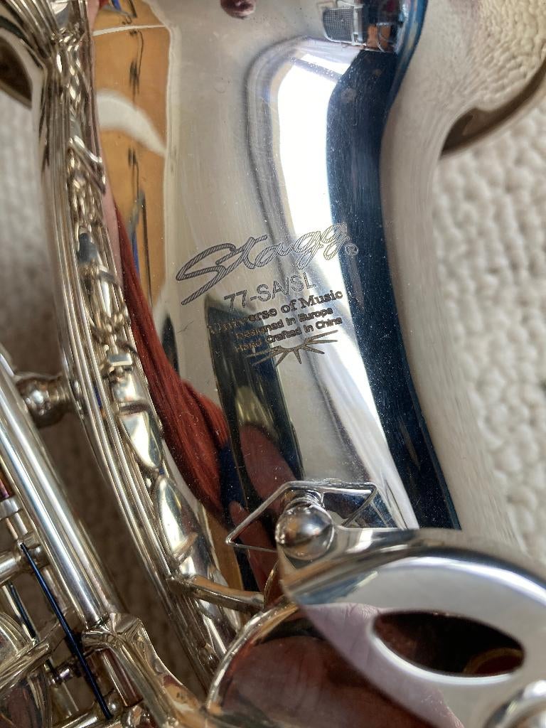 Saxophone d'etude Stagg 77-SA/SL, Muziek en Instrumenten, Blaasinstrumenten | Saxofoons, Zo goed als nieuw, Alt, Met koffer, Ophalen of Verzenden