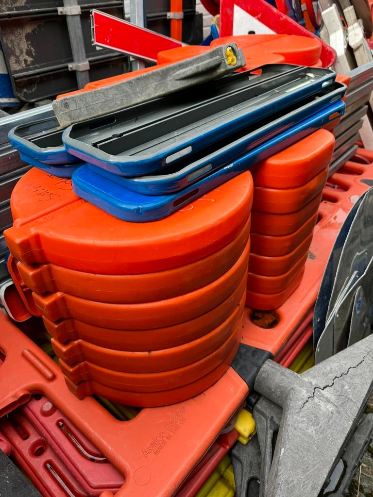 Signalisatie - verbodsborden - parkeerborden - verkeersbord, Ophalen, Gebruikt