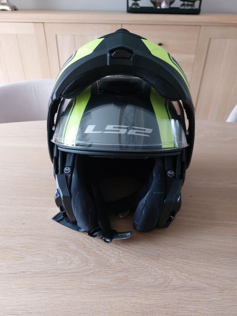 Casque de moto Valiant, Enlèvement