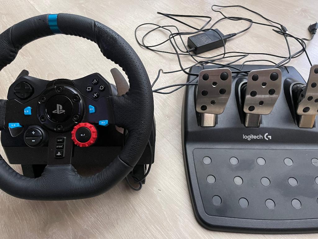Logitech G29 Racing Stuur + Pedalen PS4/PS5 / PC, Ophalen, Zo goed als nieuw, Stuur of Pedalen, PlayStation 4