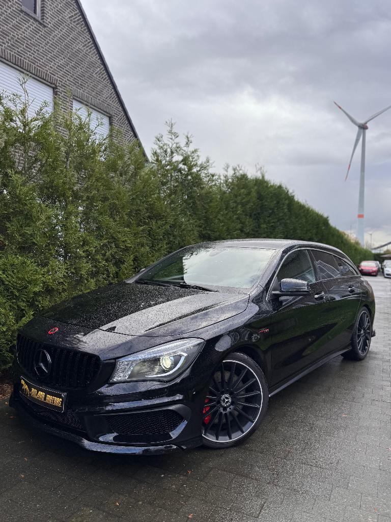 Mercedes-Benz CLA45AMG 2016, Auto's, Mercedes-Benz, Automaat, CLA, 4 cilinders, Zwart