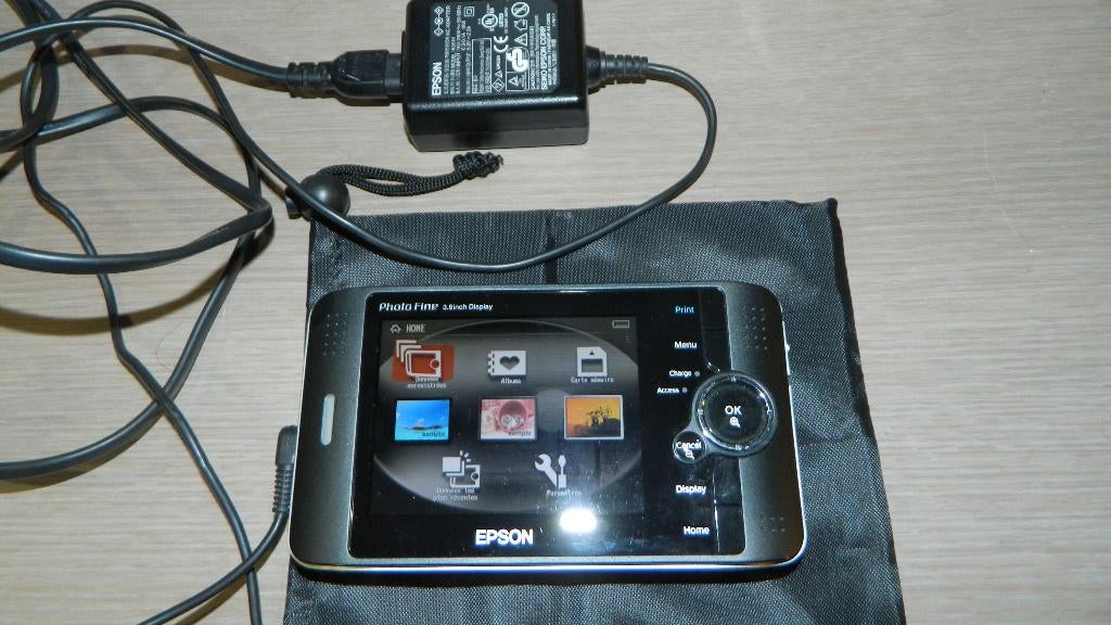 40GB epson-P2000 DIGITAL/photo/mp3/mp4/avi/audio, TV, Hi-fi & Vidéo, Appareils photo numériques, Enlèvement ou Envoi, Autres Marques