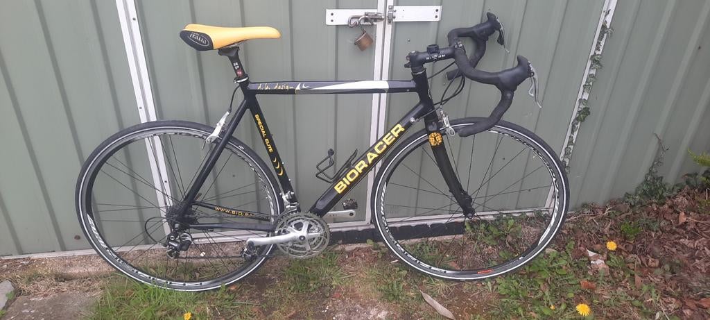 Magnifique vélo de route de Bioracer, Enlèvement