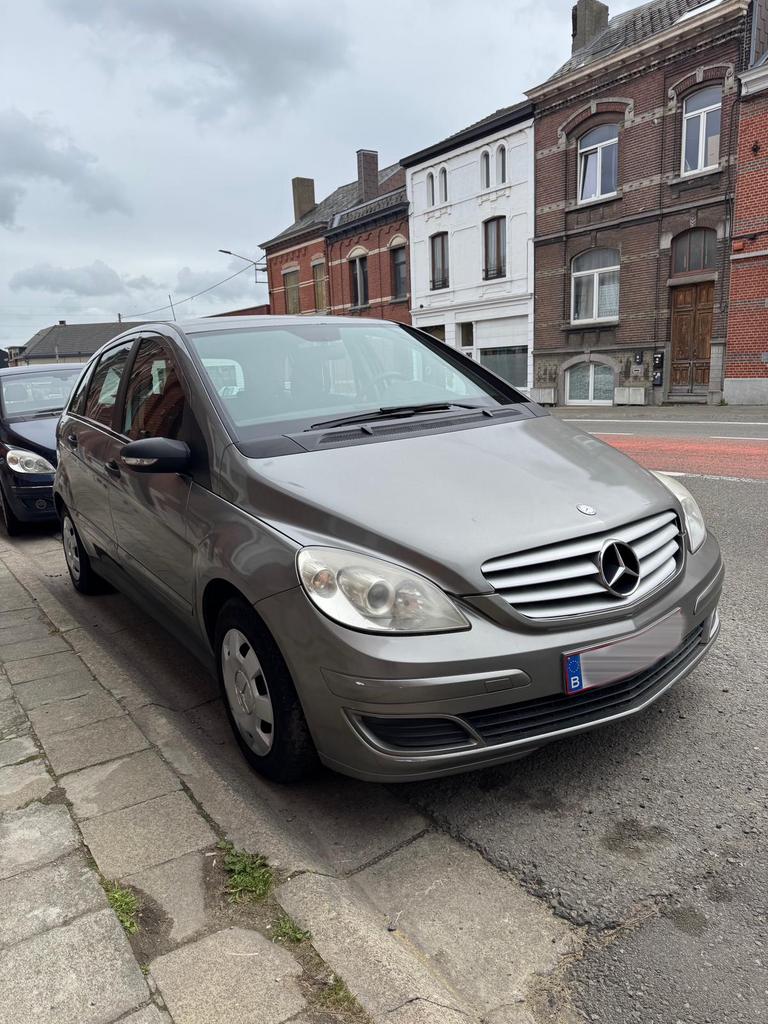 Mercedes class B 170 essences automatique euro 4, Auto's, Mercedes-Benz, Stof, Zwart, 5 deurs, Particulier