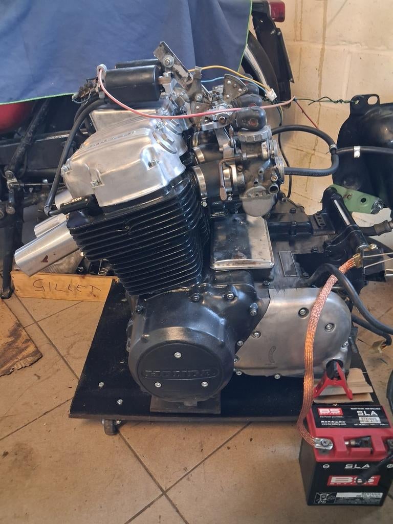 Honda cb 750F k6 motor, Motos, Motos | Honda, Particulier