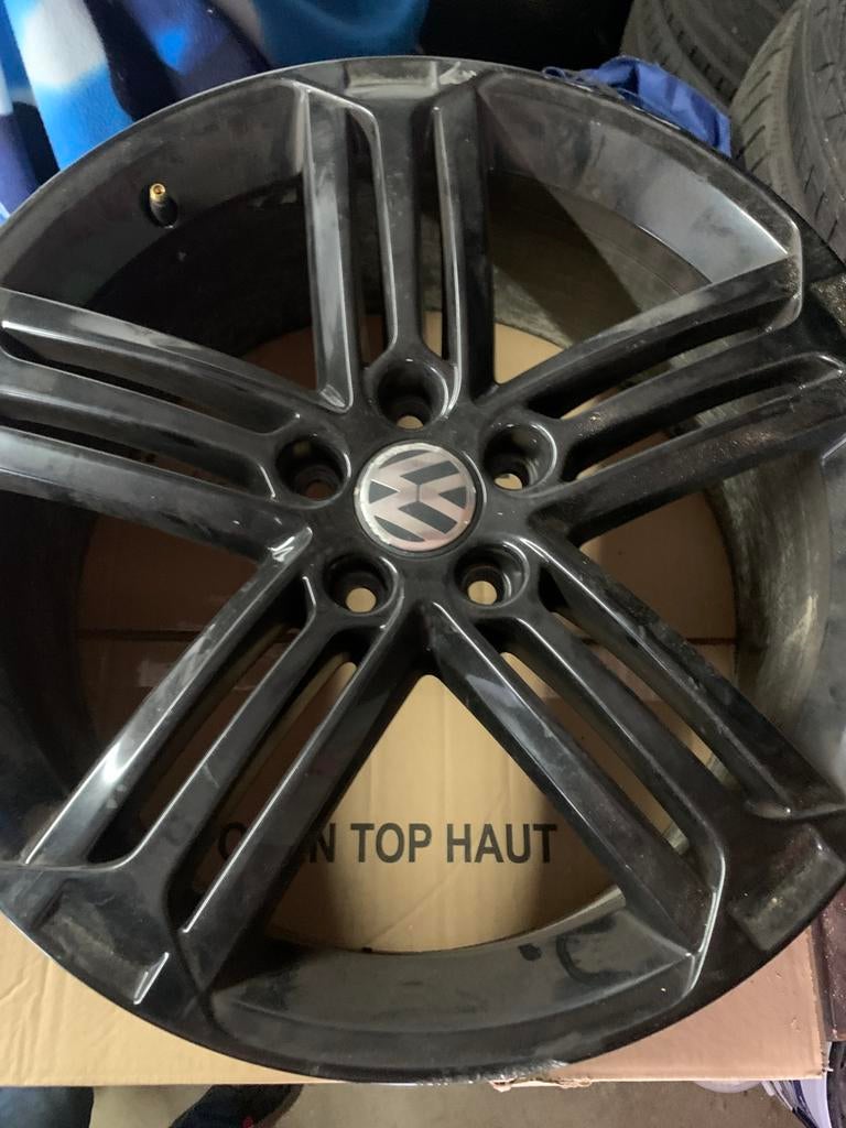 4 jantes golf 6 r 200€, Enlèvement, Utilisé, Volkswagen