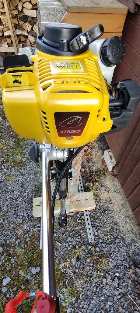 Bateau Moteur hors bord, Watersport en Boten, Buiten- en Binnenboordmotoren, Ophalen, Minder dan 5 pk, Viertaktmotor, Zo goed als nieuw