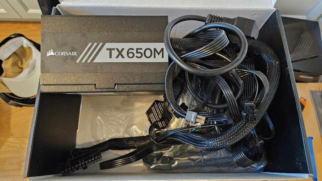 Corsair TX650M PSU, Computers en Software, Interne voedingen, Zo goed als nieuw, Ophalen of Verzenden