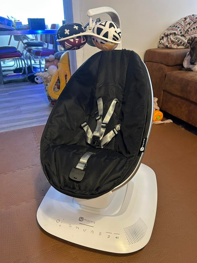 4moms mamaroo classic black, Kinderen en Baby's, Wipstoeltjes, Verstelbaar, Wipstoel, Zo goed als nieuw, Ophalen
