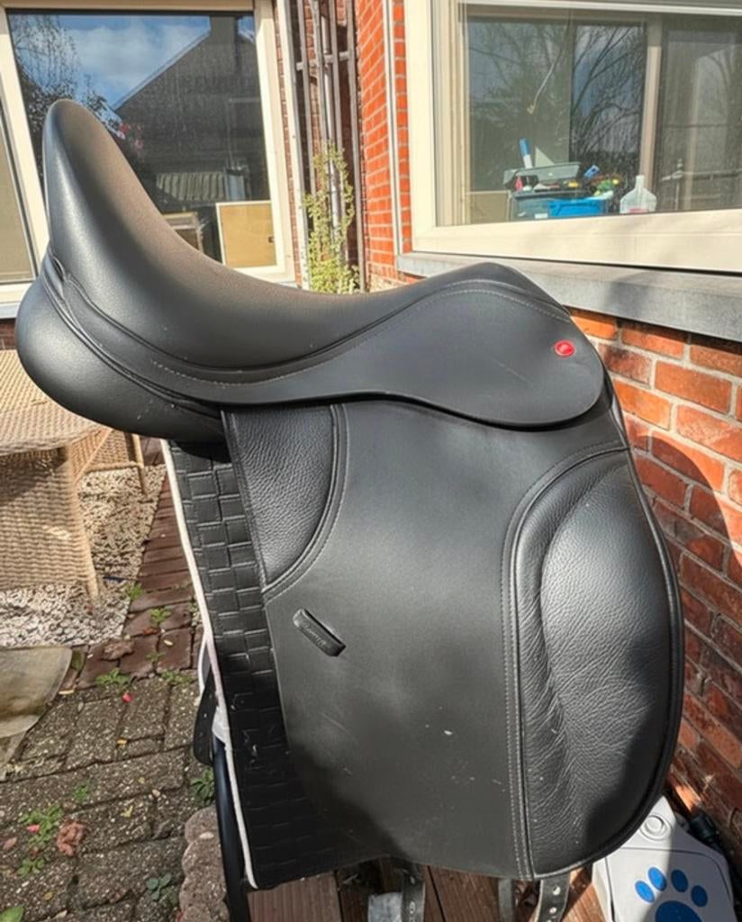 Thorrowgood T8 dressuur zadel, Dieren en Toebehoren, Paarden en Pony's | Zadels, Ophalen of Verzenden, Dressuur