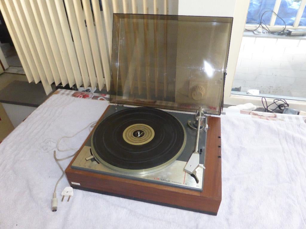 platenspeler lenco L75 in goede werkende staat, Audio, Tv en Foto, Platenspelers, Ophalen, Gebruikt, Platenspeler