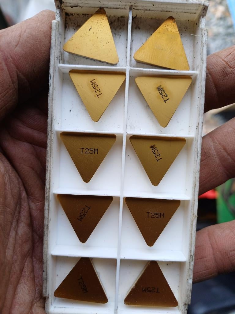 Plaquettes en carbure T25M pour tour, Zakelijke goederen, Machines en Bouw | Metaalbewerking, Ophalen