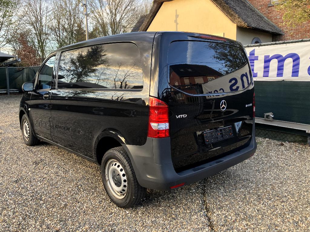 Mercedes-Benz Vito 114 25415€+BTW Automaat  Camera / A1 Kort, Auto's, Bestelwagens en Lichte vracht, 4 deurs, 4 cilinders, 2500 kg
