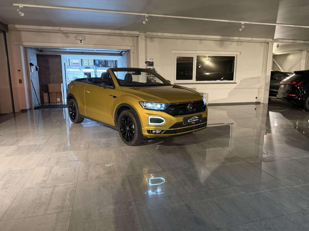 Volkswagen T-Roc CABRIO 3x R-LINE * NAVI * LED * CAM * BLACK, Auto's, 4 zetels, Cabriolet, Leder, 1900 kg