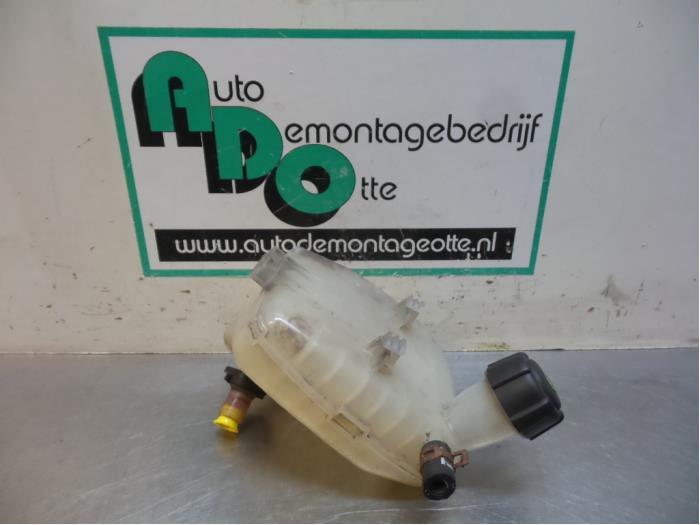 Réservoir d'expansion d'un Renault Twingo (Twingo 07-), Autos : Pièces & Accessoires, Renault, -, 3 mois de garantie, Utilisé