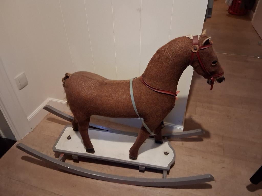 Schommelpaard, Antiek en Kunst, Ophalen