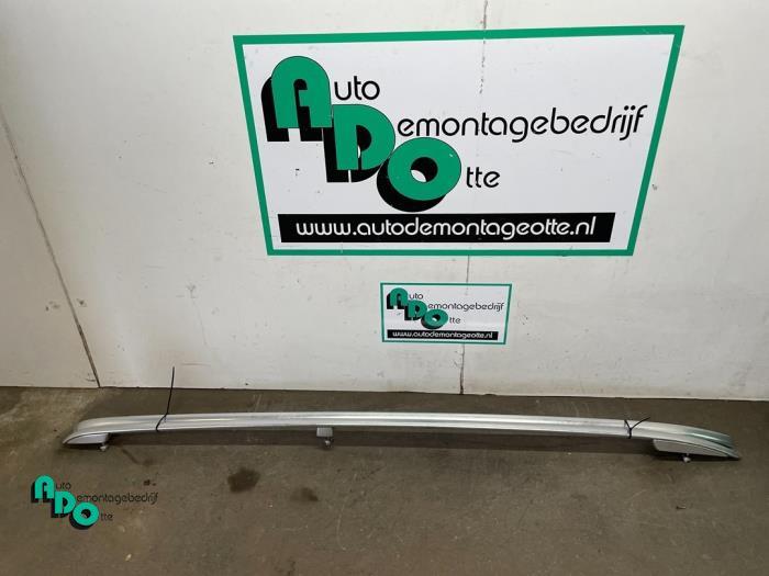 Kit rails de toit d'un Volkswagen Touran (Touran 03-), Autos : Pièces & Accessoires, Volkswagen, -, 3 mois de garantie, Utilisé