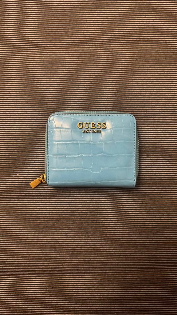 Porte monnaie guess, Enlèvement, Comme neuf, Guess