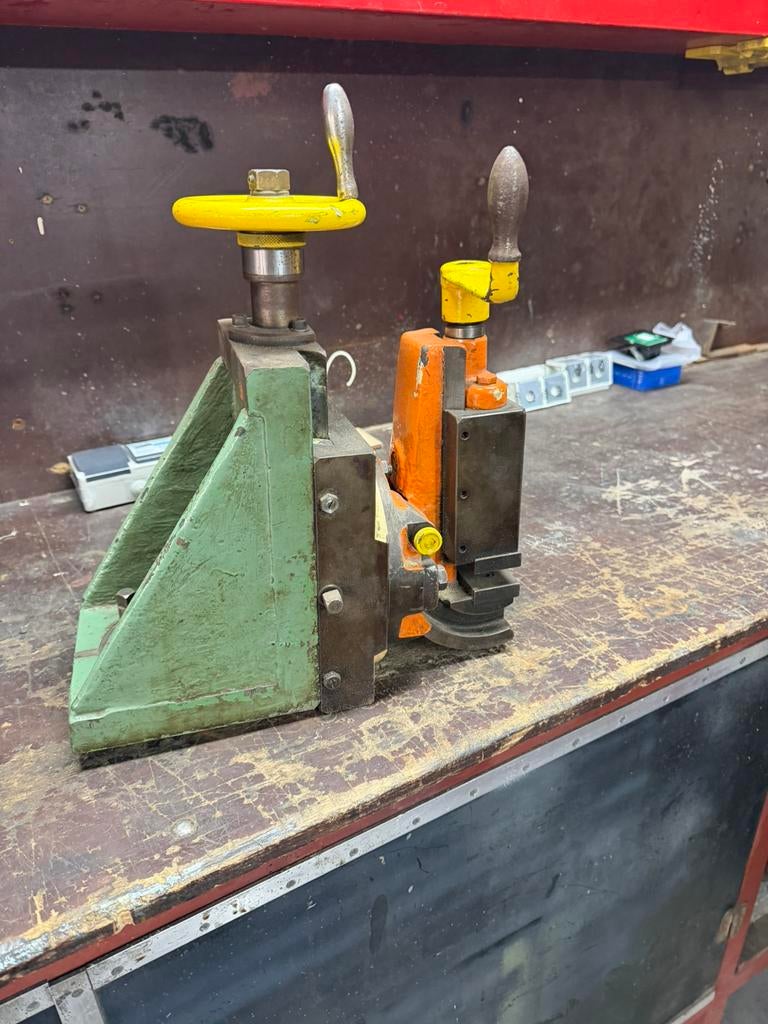 Hoogte support draaibank, Ophalen