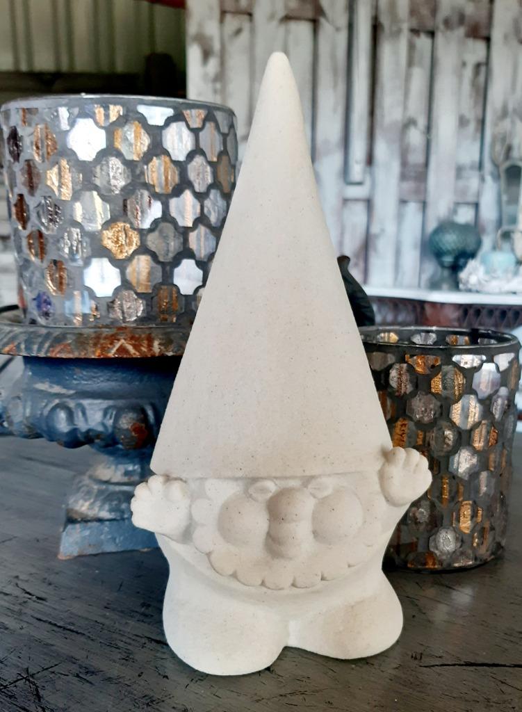 Kabouter in zandsteen/ natuursteen, Ophalen of Verzenden, Zo goed als nieuw, Steen, Tuinkabouter